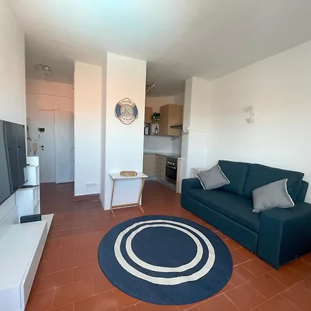 Infinity Blue Daire *