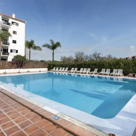 Infinity Blue טאווירה